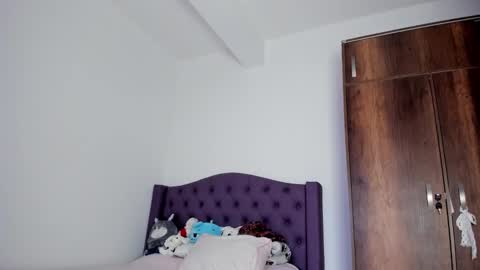 Bratty Lanita - independent online show from 12-20-24, 09:28