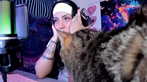 Bratty Lanita - independent online show from 01-20-25, 11:10