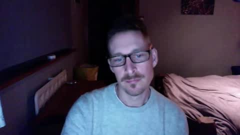 Snapshot of bad_dad43 chatting on 12-31-24, 11:06 Bad dad43 online show from 12-31-24, 11:06