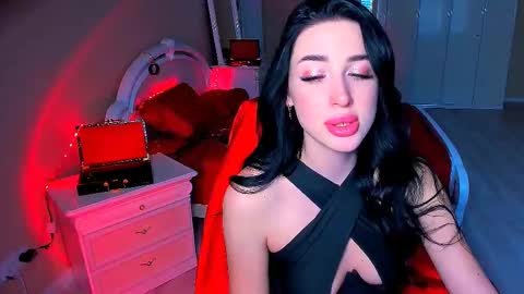 Miss Desire...do you remember online show from 12-07-24, 10:12