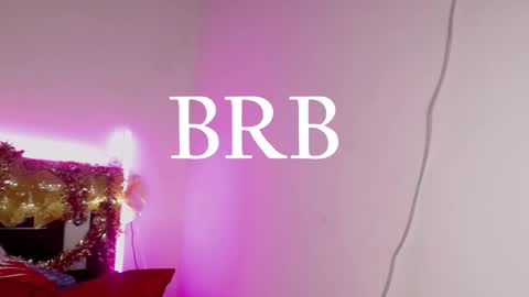 Snapshot of bad_girl_2003 chatting on 12-20-24, 12:30 Angeles online show from 12-20-24, 12:30