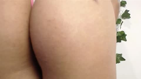 Snapshot of bad_girl_2003 chatting on 02-20-25, 05:01 Angeles online show from 02-20-25, 05:01