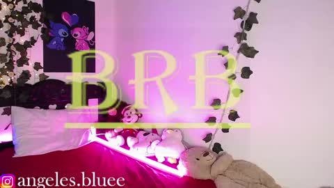 Snapshot of bad_girl_2003 chatting on 03-12-25, 04:30 Angeles online show from 03-12-25, 04:30