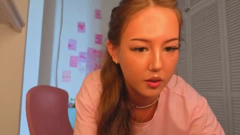 Viola online show from 07-23-26, 01:58