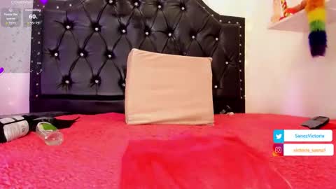 Snapshot of bad_thing1 chatting on 10-21-25, 02:01 Victoria online show from 10-21-25, 02:01