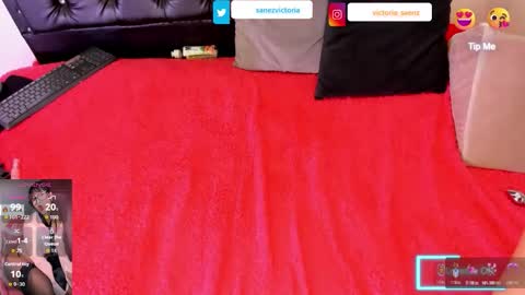 Snapshot of bad_thing1 chatting on 11-23-25, 03:28 Victoria online show from 11-23-25, 03:28