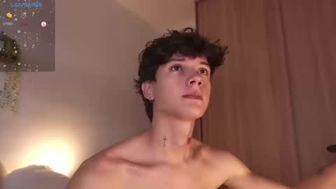 Snapshot of badboy_one chatting on 09-11-25, 10:32 jhojan online show from 09-11-25, 10:32