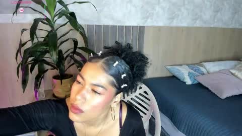 BADDIE DELAYLA online show from 04-04-26, 06:16