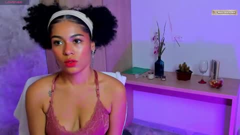 BADDIE DELAYLA online show from 05-01-26, 07:07