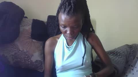 baddie_floxxy online show from 05-25-26, 06:03