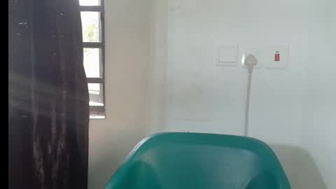 Snapshot of baddiebitchx chatting on 04-25-26, 04:59 baddiebitchx online show from 04-25-26, 04:59