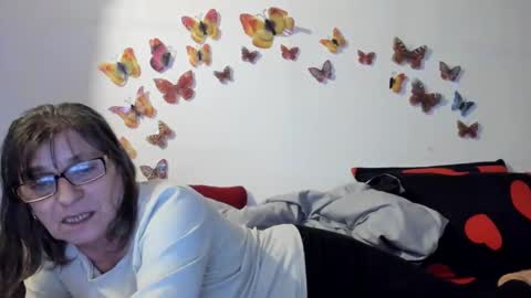 Gina online show from 12-19-24, 06:34