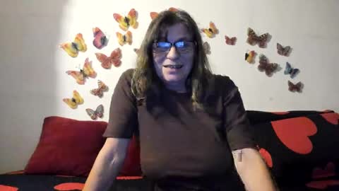 Gina online show from 12-30-24, 04:40