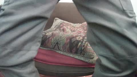 Mexican livin Off the Wall online show from 11-18-25, 07:07