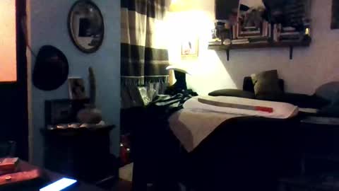 Mexican livin Off the Wall online show from 02-15-26, 03:25