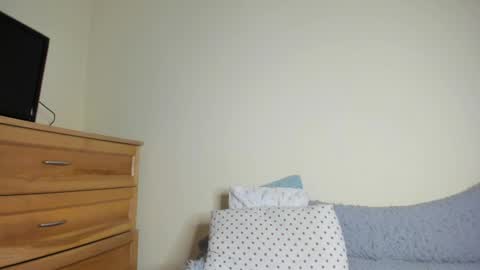 Snapshot of badmodel_ chatting on 03-03-25, 02:04 Name online show from 03-03-25, 02:04