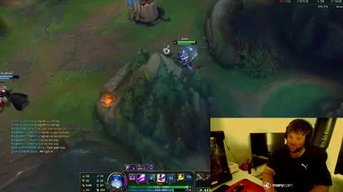 Snapshot of baftez chatting on 12-15-24, 05:45 Baffels online show from 12-15-24, 05:45