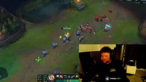 Snapshot of baftez chatting on 09-28-25, 01:44 Baffels online show from 09-28-25, 01:44