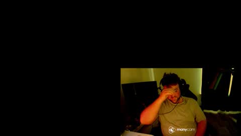 Snapshot of baftez chatting on 12-15-25, 03:22 Baffels online show from 12-15-25, 03:22