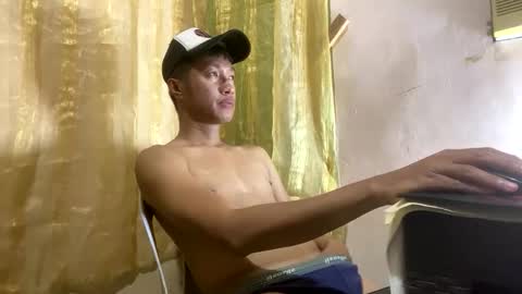 baggage00 online show from 04-07-26, 06:58