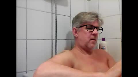 baggelina75 online show from 01-15-25, 08:37