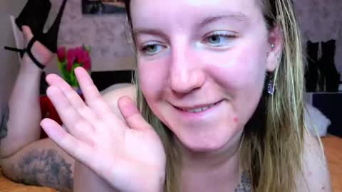 holly online show from 05-16-26, 02:16