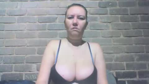 Chaterlain online show from 04-28-26, 07:02