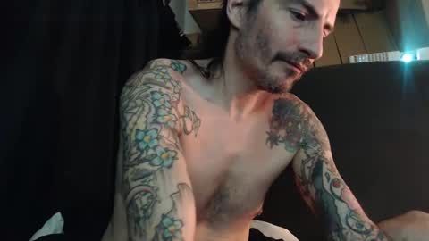 Snapshot of bailey39 chatting on 12-15-24, 02:41 Bailey online show from 12-15-24, 02:41