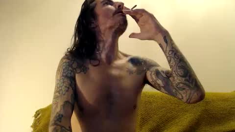 Snapshot of bailey39 chatting on 09-19-25, 02:02 Bailey online show from 09-19-25, 02:02