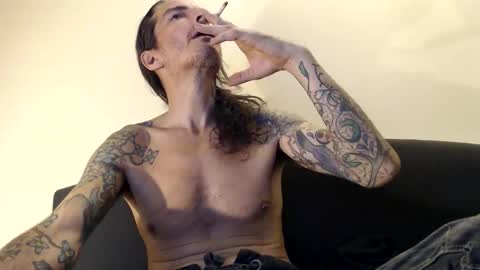 Snapshot of bailey39 chatting on 10-21-25, 12:33 Bailey online show from 10-21-25, 12:33