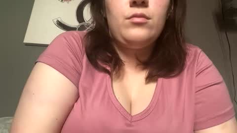 bailey_bee_ online show from 05-31-26, 06:42