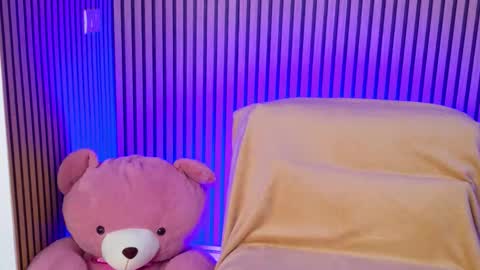 Bailey online show from 01-18-26, 04:55