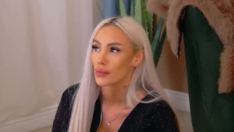 bailey_rush online show from 11-19-25, 05:57