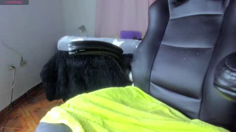 IM BAILEY online show from 01-20-25, 01:18