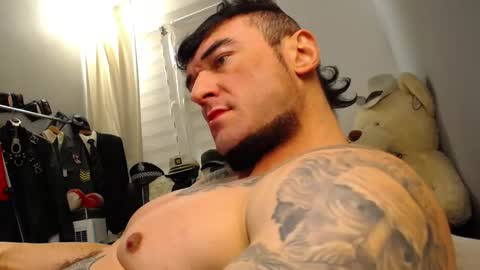 Snapshot of ballard_ chatting on 11-10-25, 01:15 Bret Ballard online show from 11-10-25, 01:15