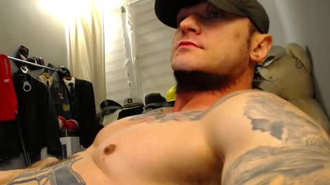 Snapshot of ballard_ chatting on 11-18-25, 01:33 Bret Ballard online show from 11-18-25, 01:33