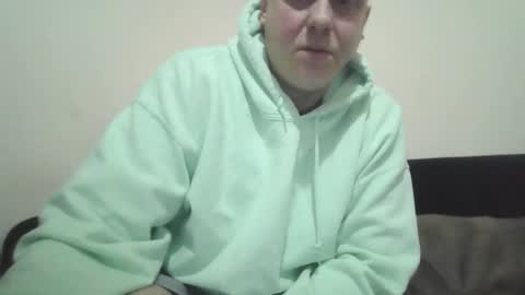 Snapshot of ballzrockwell chatting on 02-26-26, 12:04 ballzrockwell online show from 02-26-26, 12:04