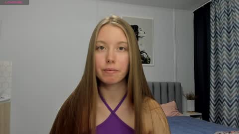 Kira online show from 12-06-24, 12:34