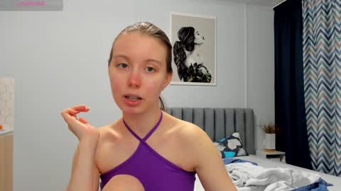 Kira online show from 12-22-24, 09:55