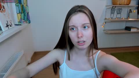 Kira online show from 10-04-25, 01:53