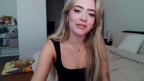 Bambi online show from 07-29-26, 04:49