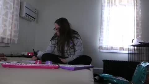 bambiboo8113 online show from 12-17-25, 09:21