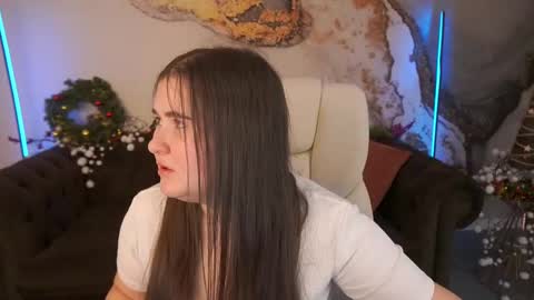 Snapshot of bambiliii chatting on 12-27-24, 09:50 Bambi online show from 12-27-24, 09:50