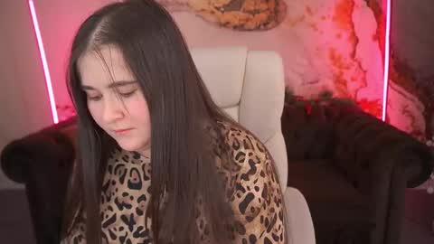 Snapshot of bambiliii chatting on 12-29-24, 06:45 Bambi online show from 12-29-24, 06:45