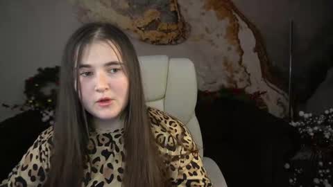 Snapshot of bambiliii chatting on 12-30-24, 06:20 Bambi online show from 12-30-24, 06:20