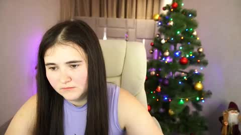 Snapshot of bambiliii chatting on 12-31-24, 01:19 Bambi online show from 12-31-24, 01:19