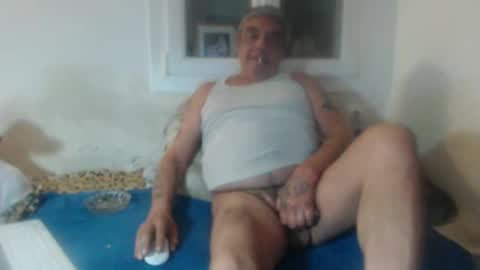Snapshot of bambino6060 chatting on 11-12-25, 09:47 bambino6060 online show from 11-12-25, 09:47