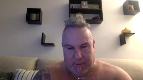 banana5289 online show from 01-10-26, 12:12