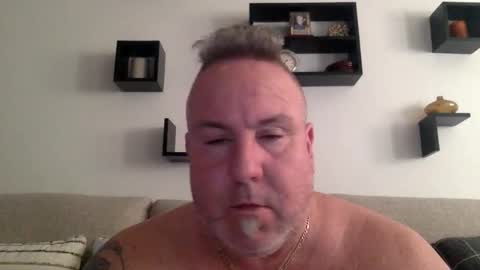 banana5289 online show from 04-20-26, 08:32