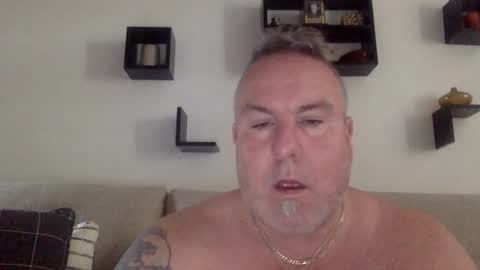 banana5289 online show from 04-26-26, 04:26